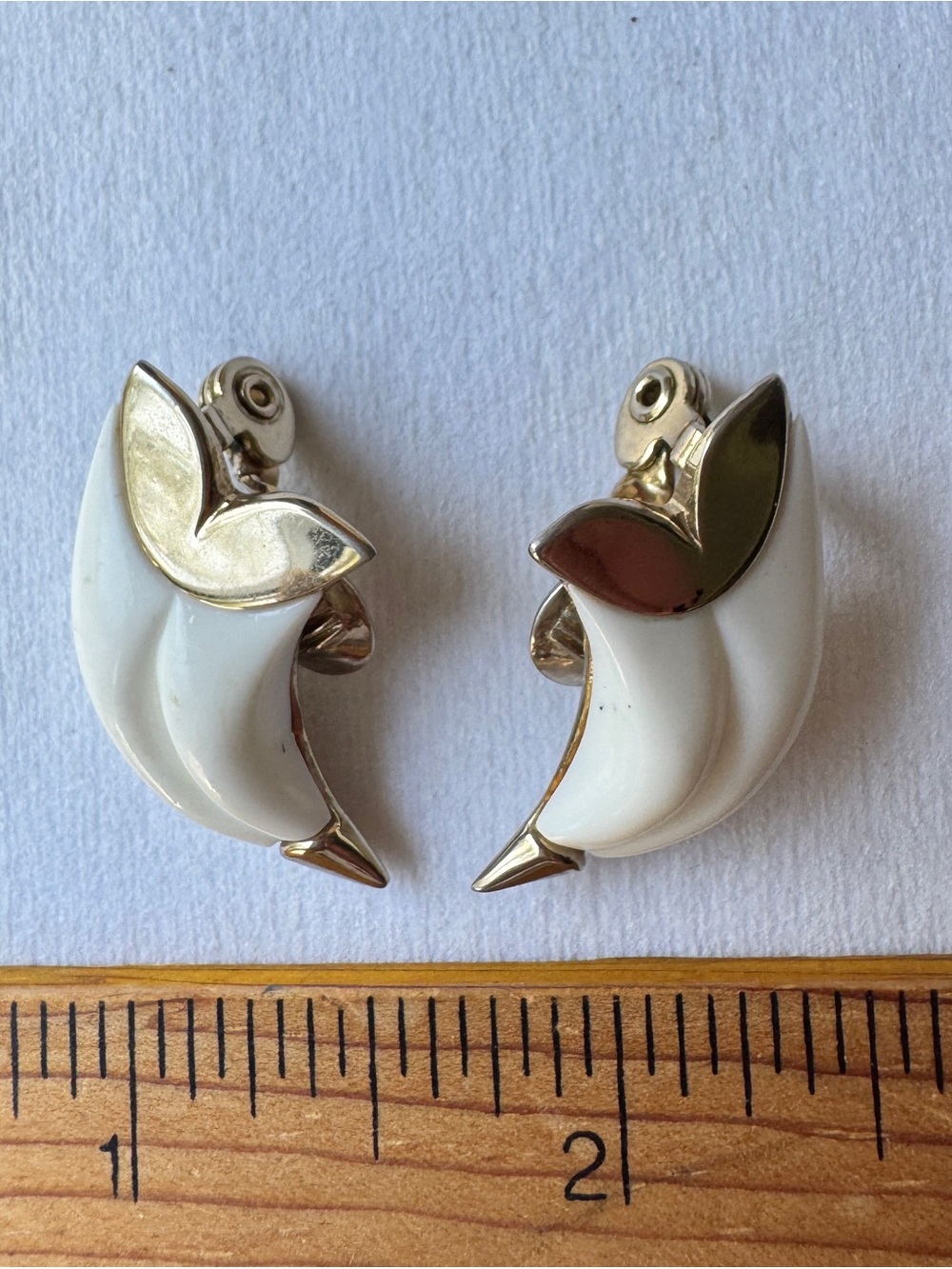 Vintage Monet Signed Cornucopia Design Lucite Clip On Earrings Rare